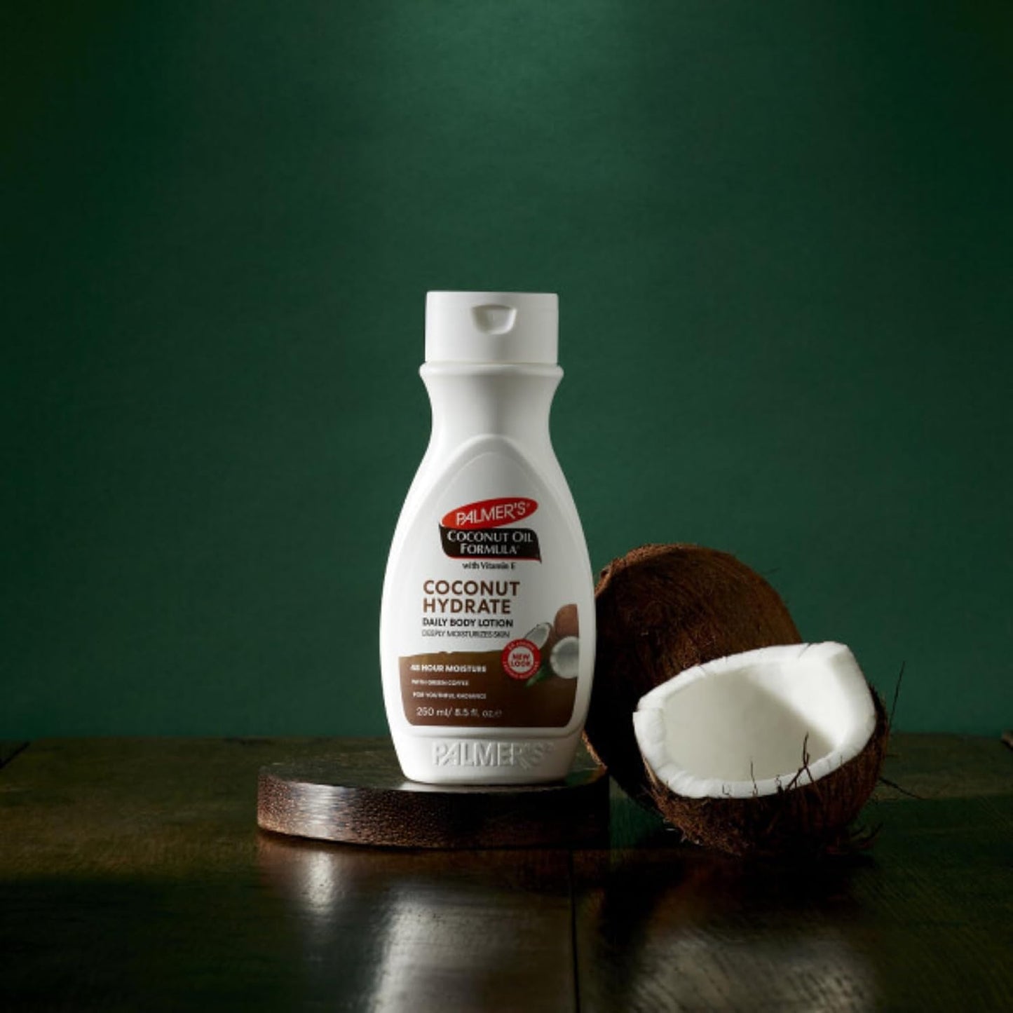 Palmer's Coconut Oil Body Lotion with Vitamin E 250ml – Deep Hydration Moisturiser for Dry Skin, 48 Hour Moisture, Nourishing Daily Body Cream with Spatula