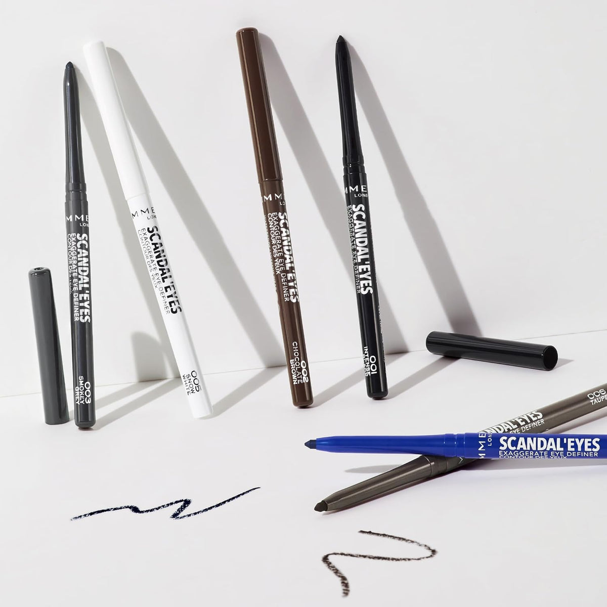 Rimmel London Scandaleyes Exaggerate Eye Definer, 001 Intense Black, 0.35g