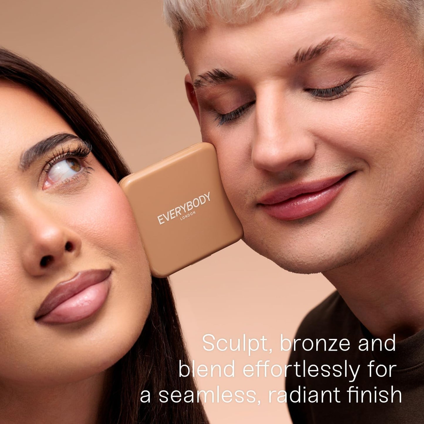 EVERYBODY LONDON Pressed Bronzer (Chocolate Milk, One Size)