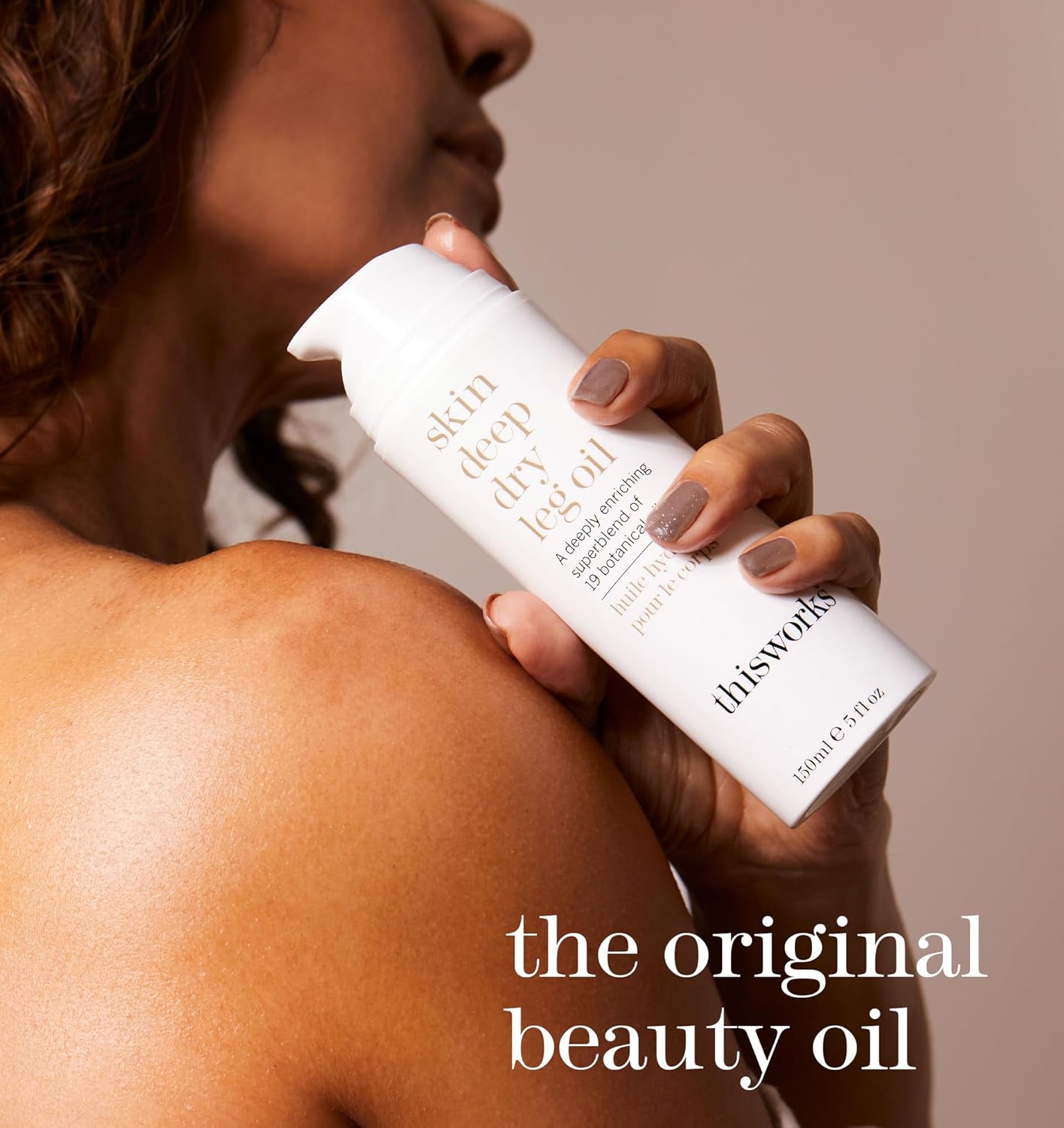 This Works Skin Deep Dry Leg Oil, 150 ml - Body Oil for Dry Skin - Nourishing Body Moisturiser Enriched with 19 Essentials Oils including Sandalwood, Jojoba, Coconut and Rose Oil for a Hydrating Glow