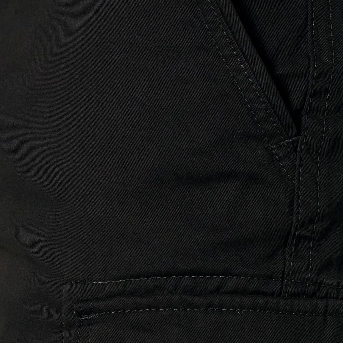 Everyday Cargo Shorts That Actually Feel Right