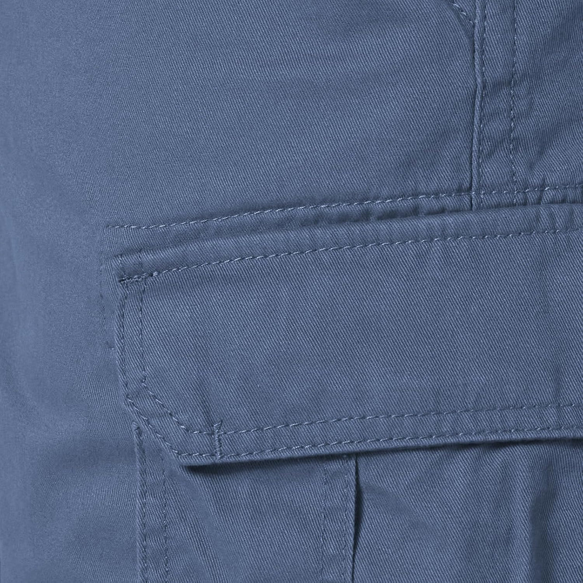 Why Those Classic Cargo Shorts Might Just Be Your Summer Workhorse