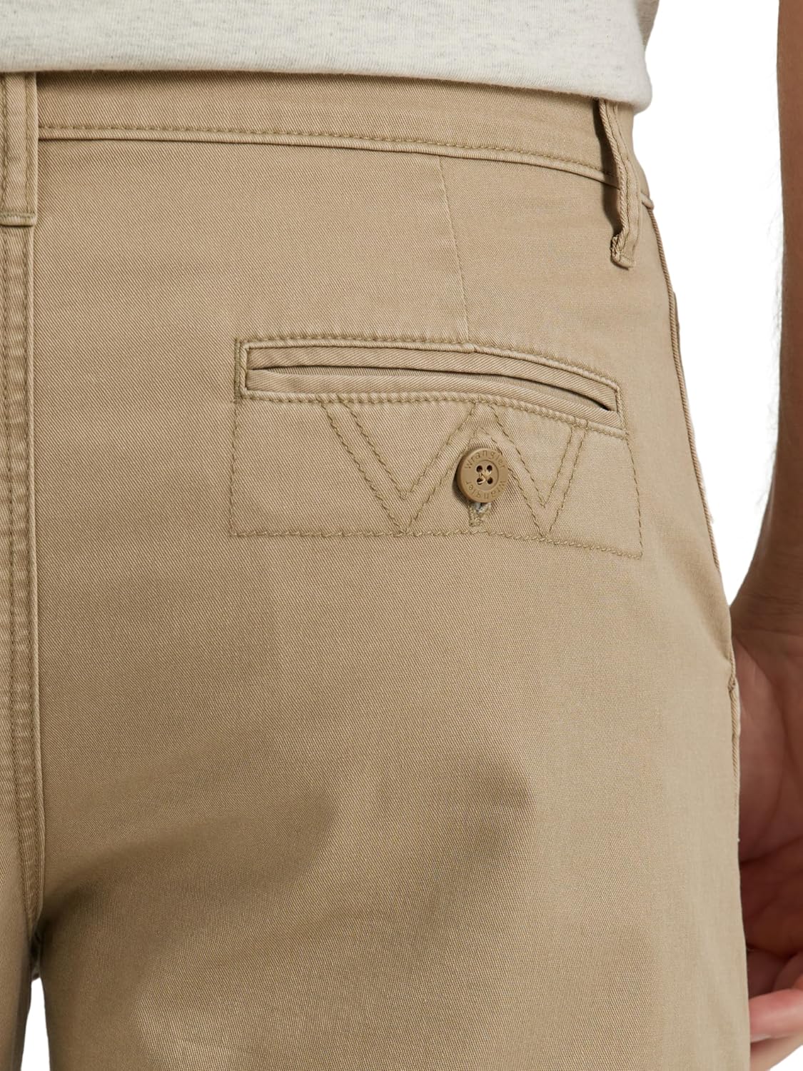 Wrangler Authentics Men’s Flat‑Front Shorts – casual comfort that moves with you