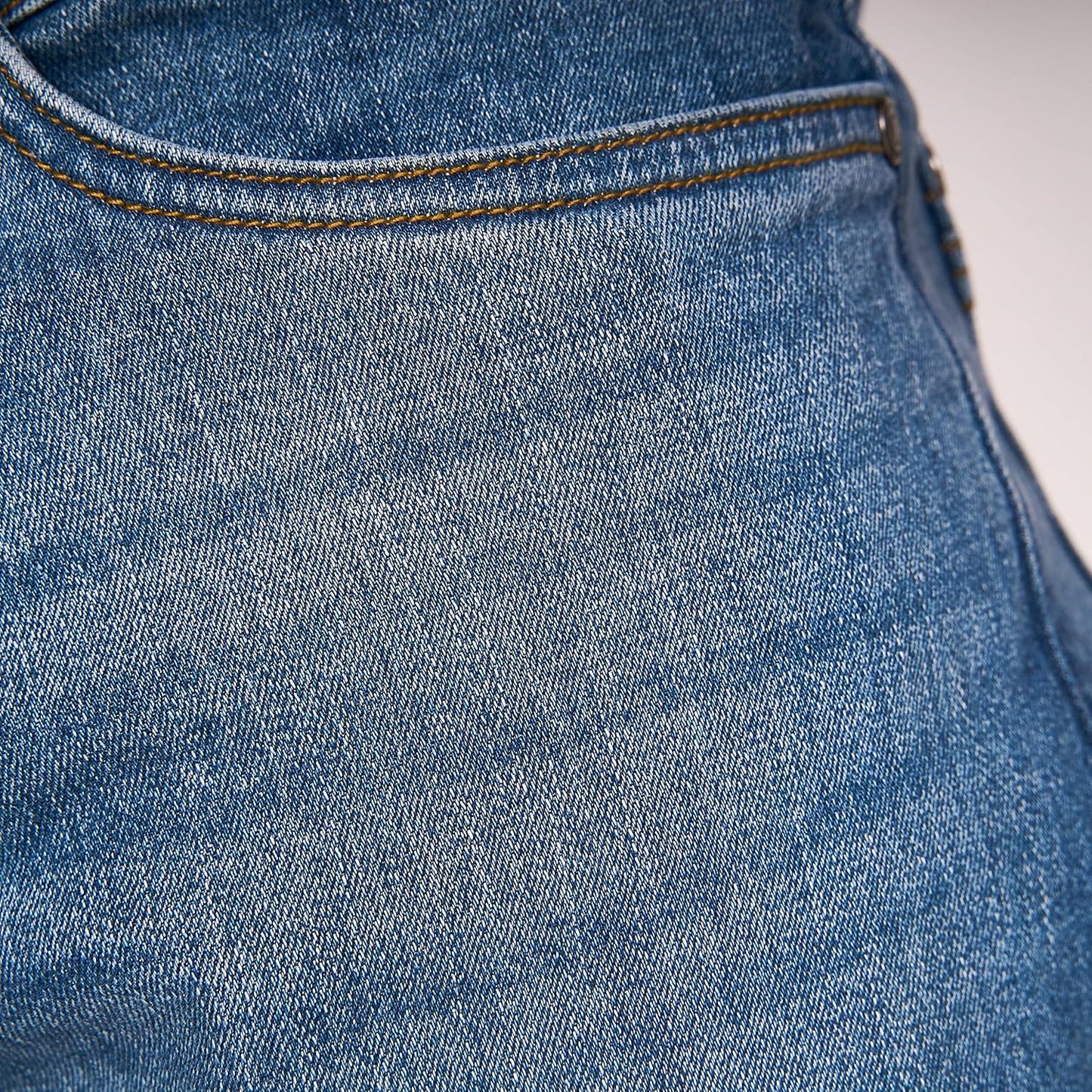 Finding the Right Pair for Warm‑Weather Adventures