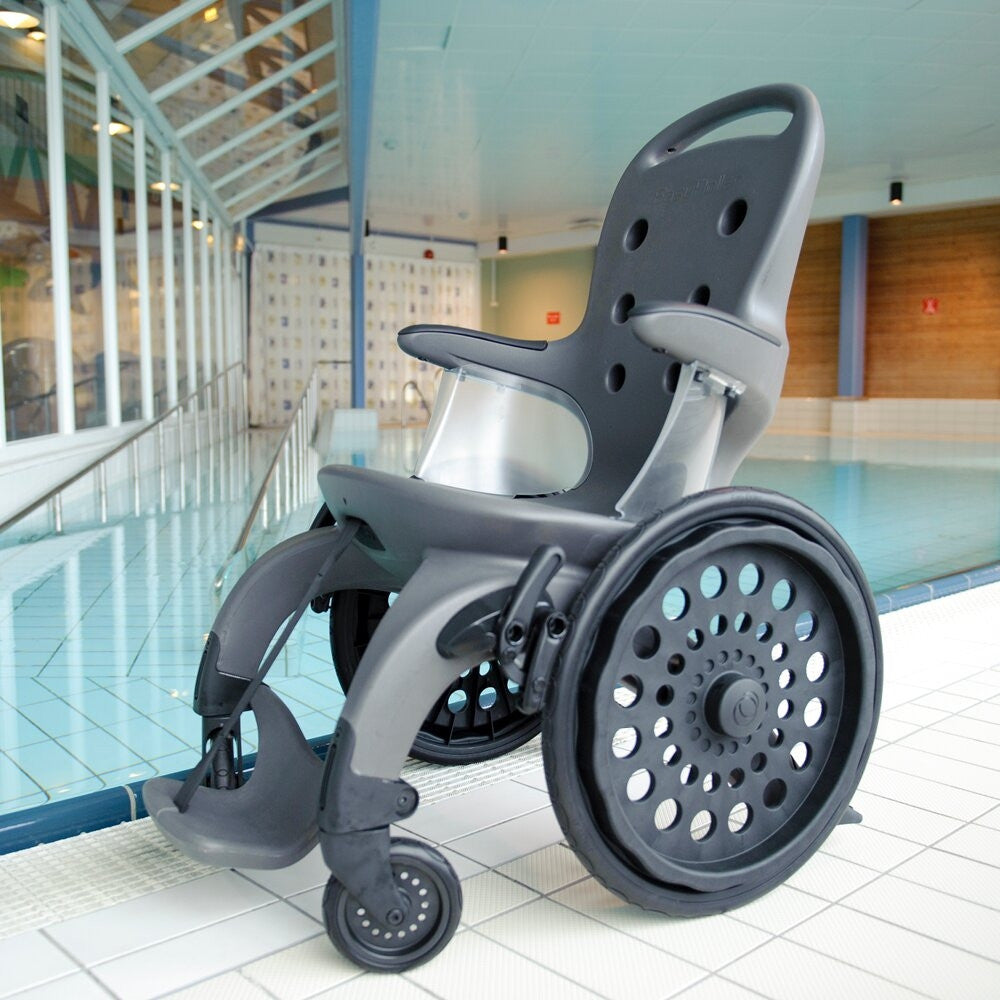 EASYROLLER PLASTIC WHEELCHAIR