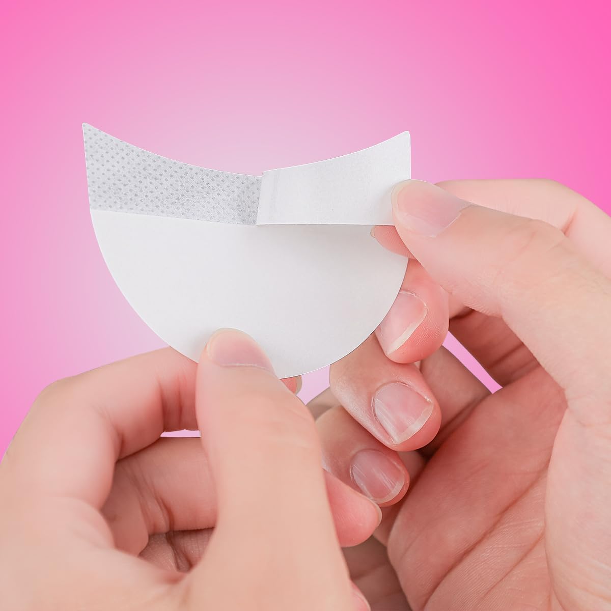 200 Pcs Eyeshadow Shields Lint Free Eyeshadows Tape Professional Eye Shadow Pads Gel Pad Under Patches Prevent Makeup Residue for Eyelash Extensions Eyeliner Lip Tinting