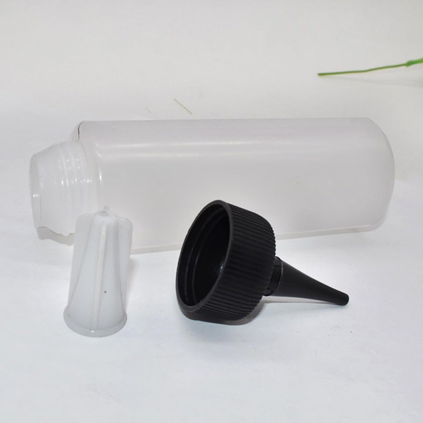 Hair Oil Applicator – PE 7.08x1.77 Inches | Squeeze Oil Applicator Bottle With Precision Nozzle | Scalp Oils Dispenser Comb Bottle For Hair Care Styling Salon Home And Travel Use