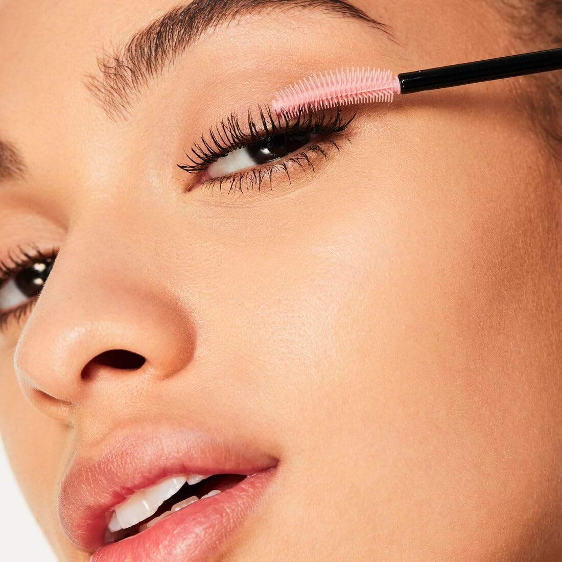 e.l.f. Lash 'N Roll Mascara, Curling Mascara For Visibly Lifted Lashes, Lifts &amp; Separates Lashes. Long-Lasting Formula, Vegan &amp; Cruelty-Free, Black
