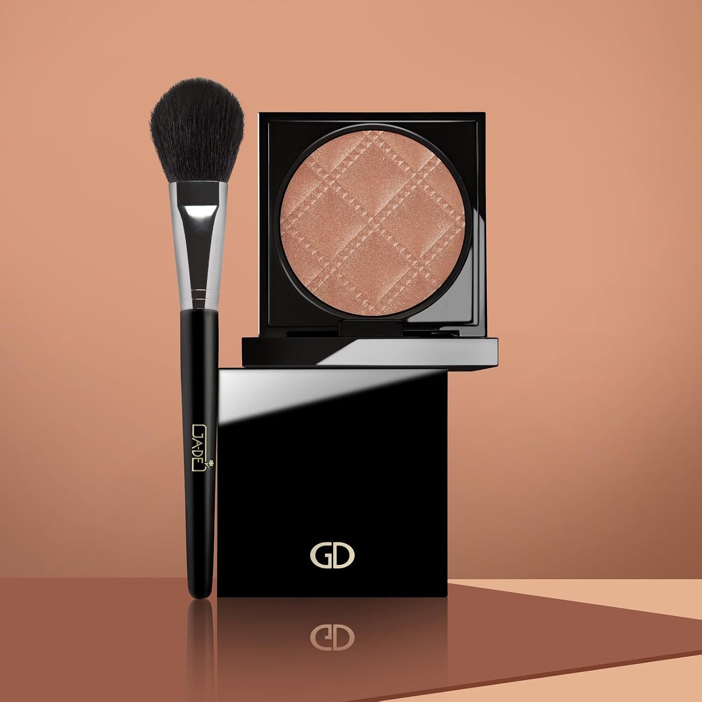 GA-DE Idyllic Soft Satin Bronzing Powder, 62 - Velvety Contour Makeup - Smooth and Creamy Bronzer Makeup - Blends Effortlessly and Evenly - 0.49 oz