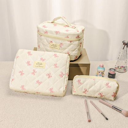 Aucuu 3PCS Coquette Makeup Bag, Quilted Makeup Bag for Women, Floral Cotton Cosmetic Bag Set, Large Capacity Aesthetic Floral Toiletry Bag, Travel Toiletry Bag, Wash Organizer Pouch for Women Girls