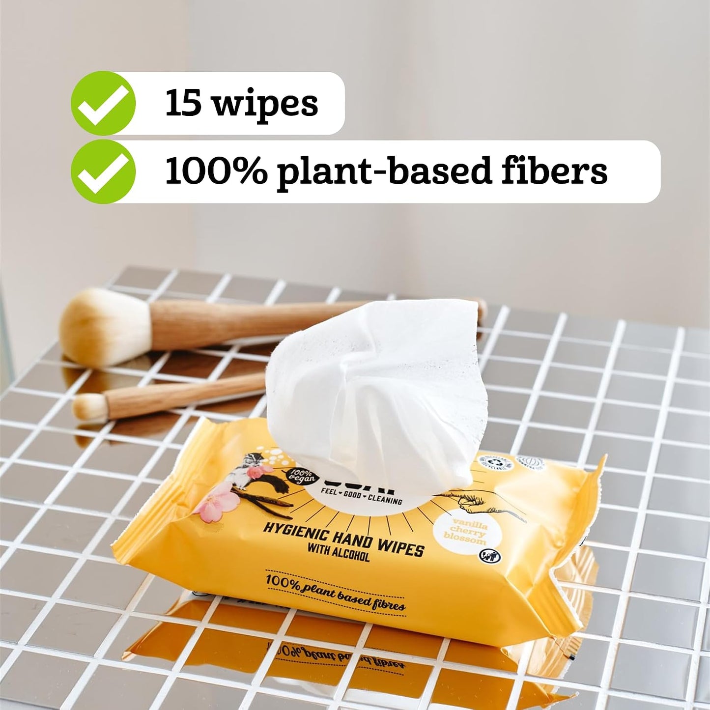Marcel's Green Soap - Hygienic Hand Wipes Vanilla &amp; Cherry Blossom - Microplastic-free formula - Vegan - 15 wipes