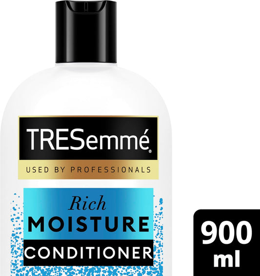 TRESemmé Moisture Rich Conditioner with vitamin E for dry, damaged hair 900 ml