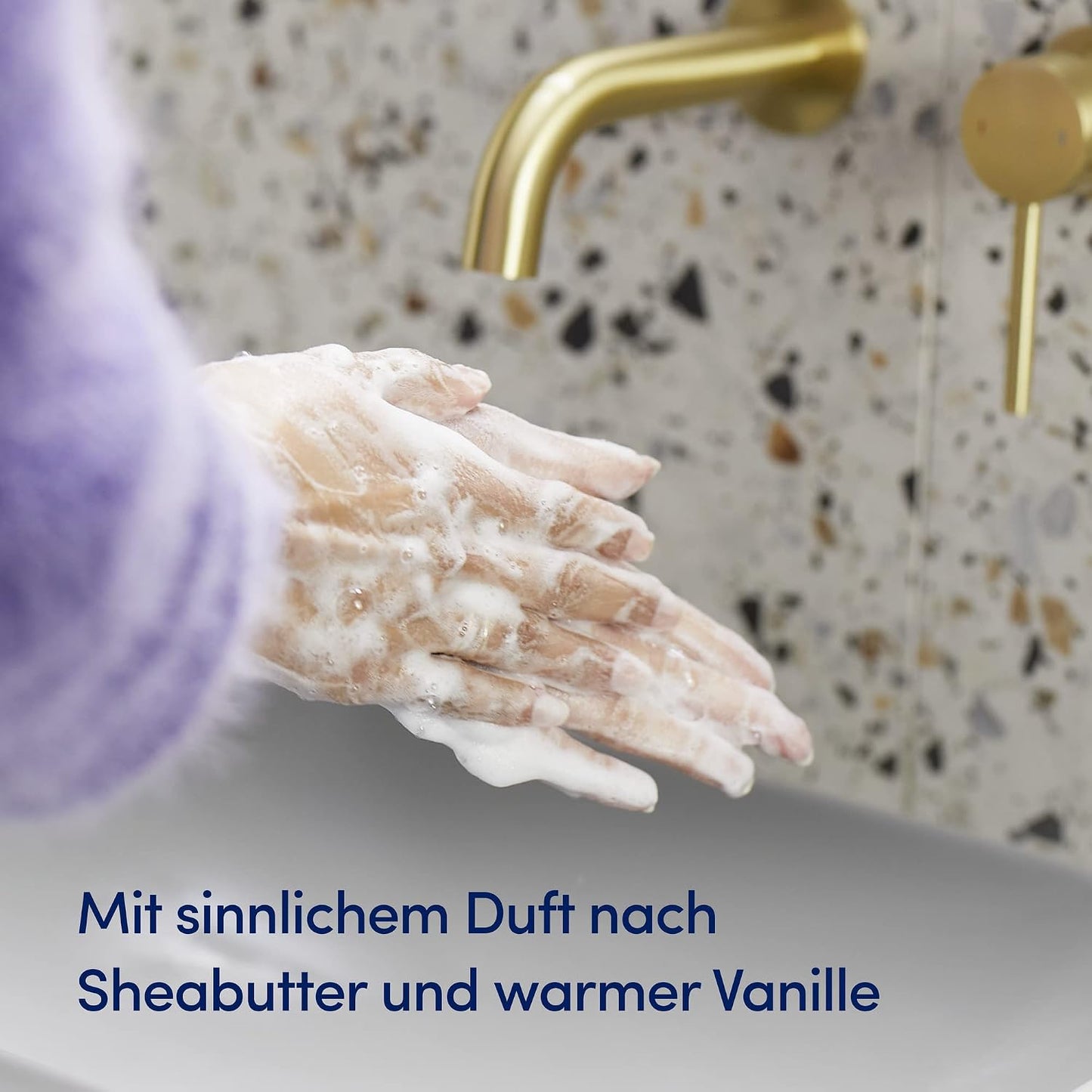 Dove Beauty Cream Bar Pampering Shea Butter Hand Soap with 1/4 Moisturising Cream for Soft and Smooth Skin Feeling 90 g