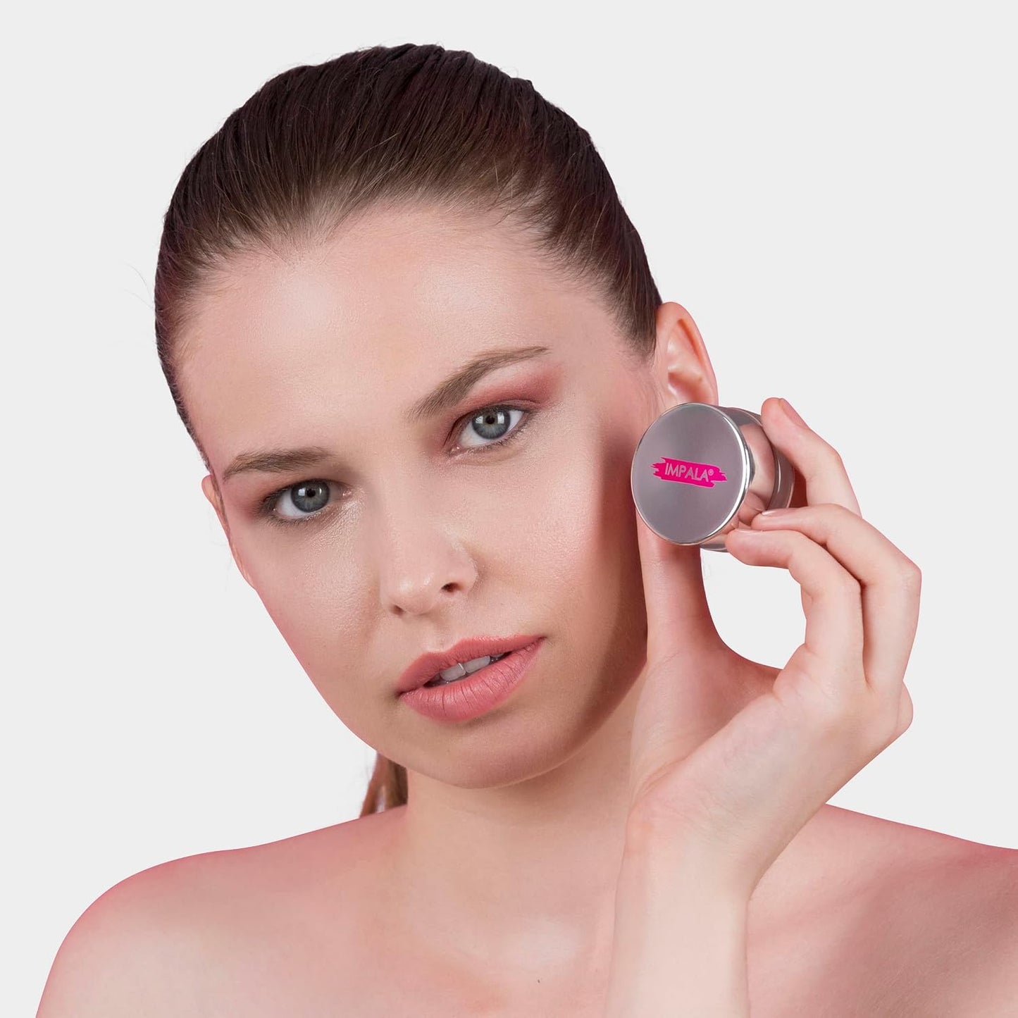 Impala - Long Lasting Eyeshadow Primer | Perfect Finish Eyeshadow Base| Smooth and Matte Texture for All Skin Types | 30 ml