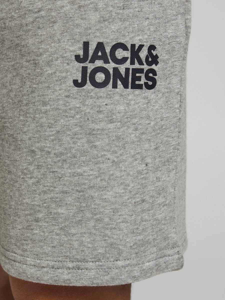 Jack & Jones Bermuda Sweat Shorts – the casual staple you didn’t know you needed