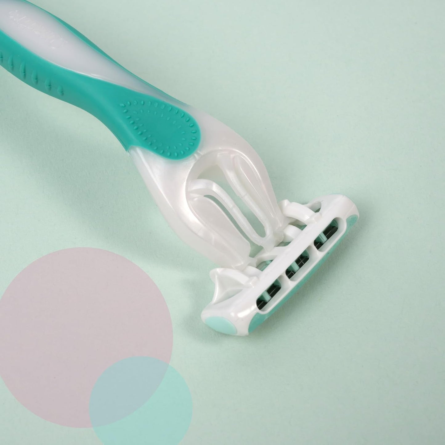 Wilkinson myIntuition Smooth Sensitive Quattro – the everyday razor that feels a little kinder