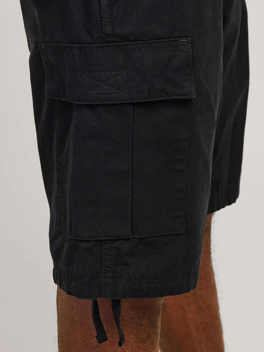 Why the Jack & Jones Cargo Shorts Might Just Be Your New Summer Staple