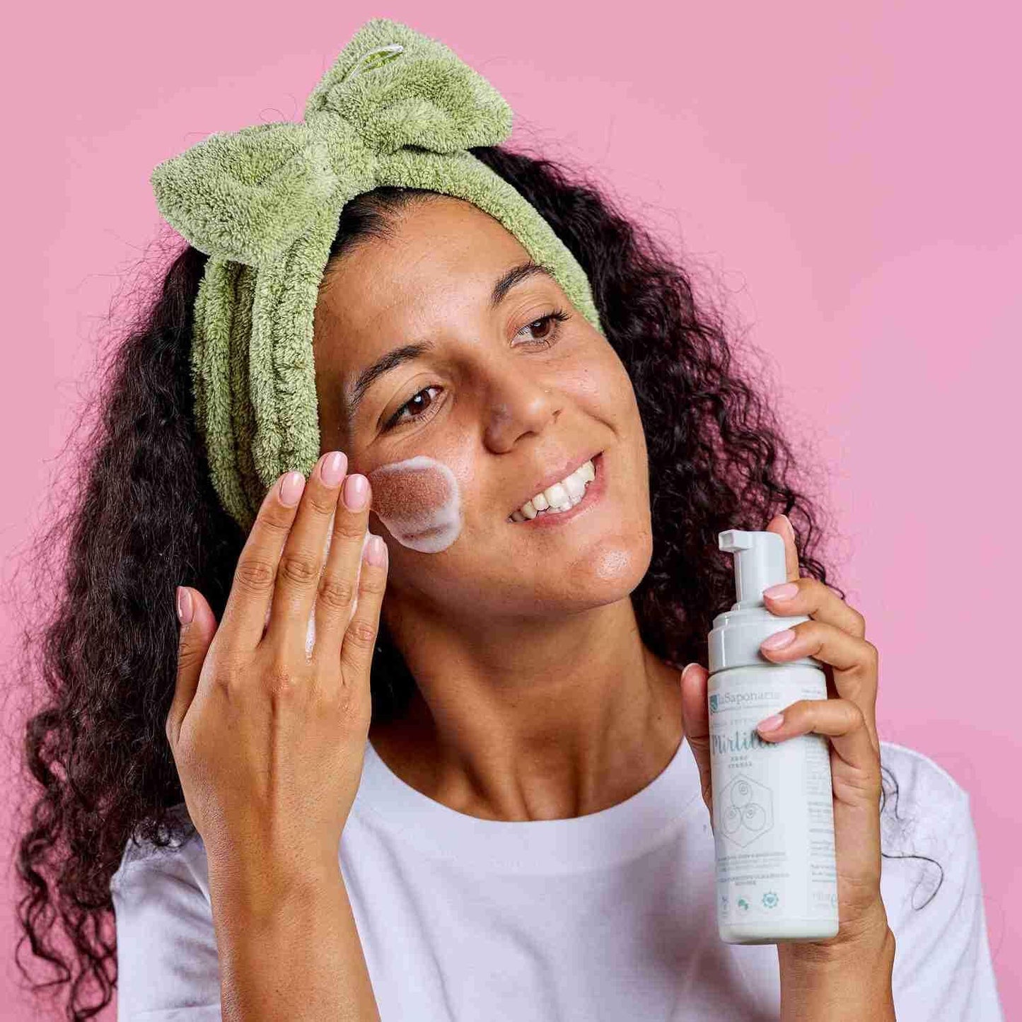 La Saponaria Mirtilla Cleansing Mousse, Hyaluronic Acid, Antioxidant, Moisturising, Marigold, Dermatologically Tested, All Skin Types, Natural, Vegan, Cruelty-Free, Ocean Plastic, Organic, 150ml