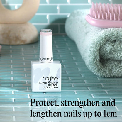 Soft pink, strong nails: the Rose Petal Builder Gel that actually delivers
