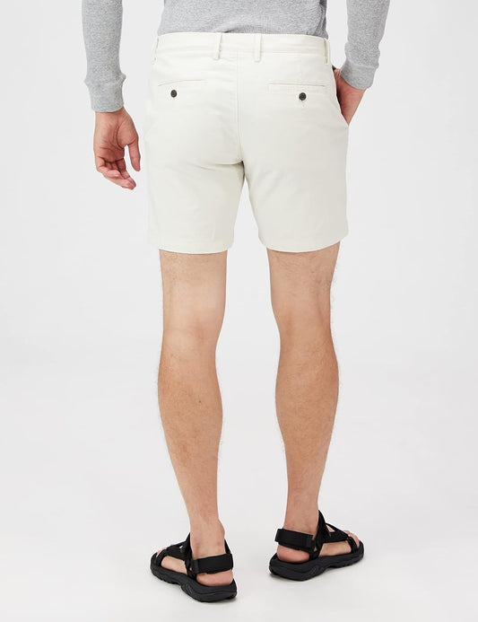 Lightweight Oxford Shorts That Actually Feel Right