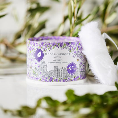 Woods of Windsor Lavender Dusting Powder with Body Puff Floral Talc Alternative Body Powder for Odour Control &amp; Chafing Prevention, 95% Naturally Derived, Vegan &amp; Cruelty Free 100g /3.5oz