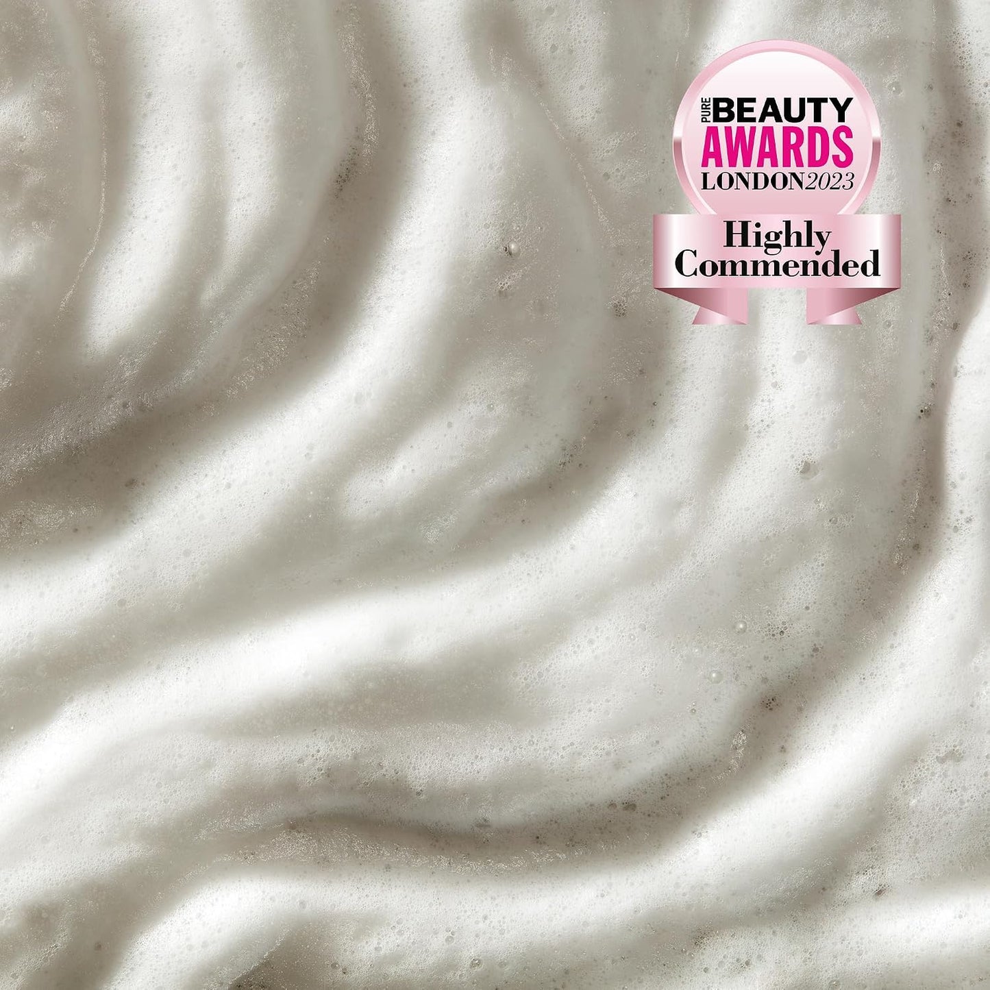 Sanctuary Spa Golden Sandalwood Mousse to Oil Moisturiser, 7 Day Moisture, With Coconut Oil &amp; Shea Butter, Mineral Oil Free, Cruelty Free &amp; Vegan, 200ml