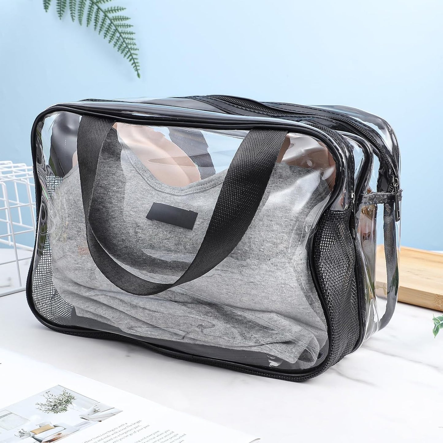 Clear Toiletry Bag, Large Clear Travel Toiletries Bag Thickened PVC Waterproof Makeup Bags with Handles Plastic Cosmetic Bag Travel Wash Bag with Zippers for Women Girls Men