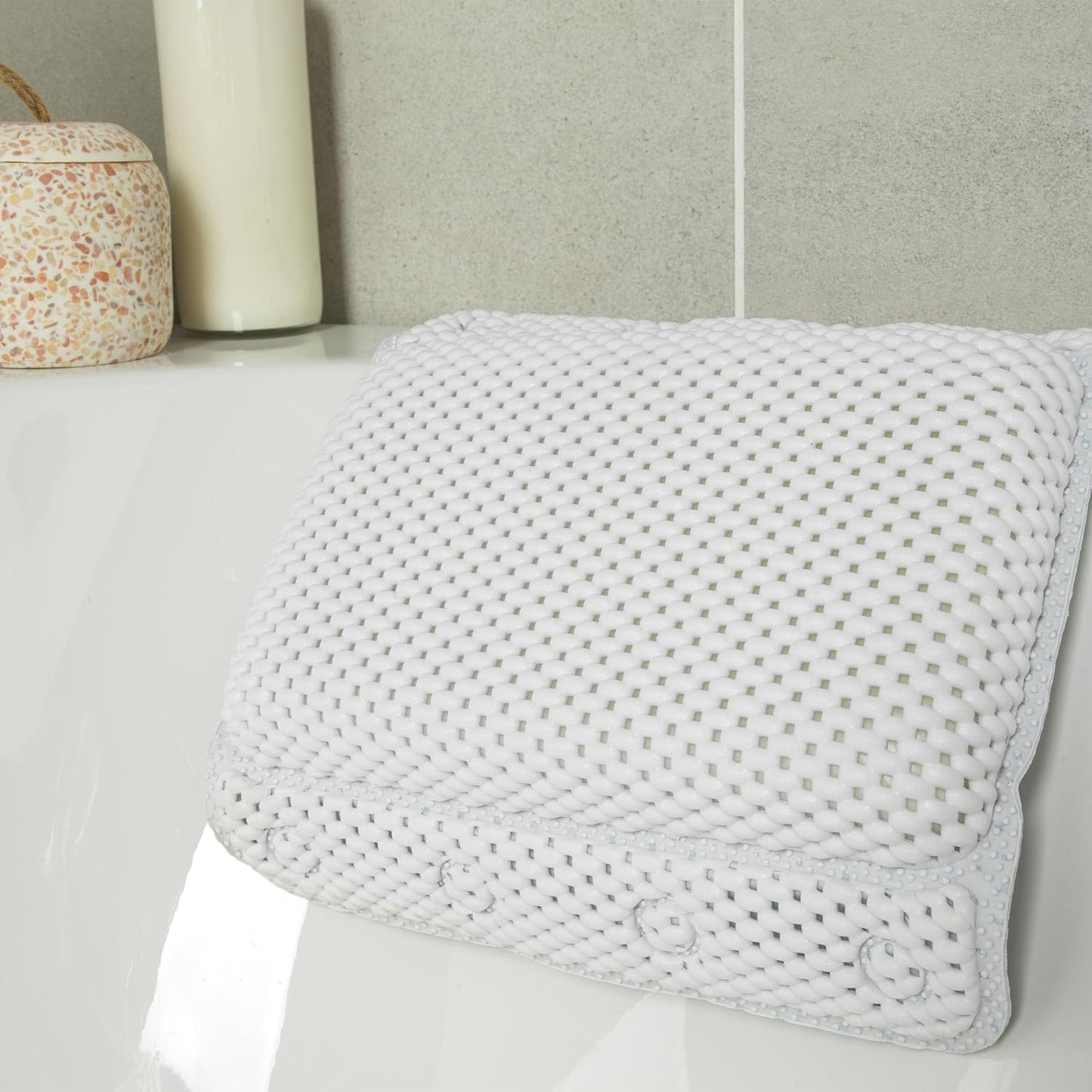 Beldray Anti Bac Bath Pillow - Easy to Clean, Secure Suction Cups, Relaxing Cushioned Design, Stylish, Treated with Thiabendazole &amp; Zinc Pyrithione, Supports Head &amp; Neck While Bathing