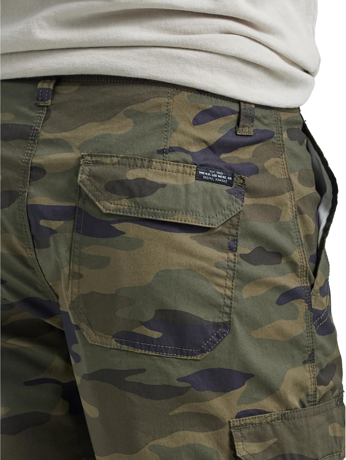 Lee Extreme Motion Crossroad Cargo Shorts – the everyday workhorse