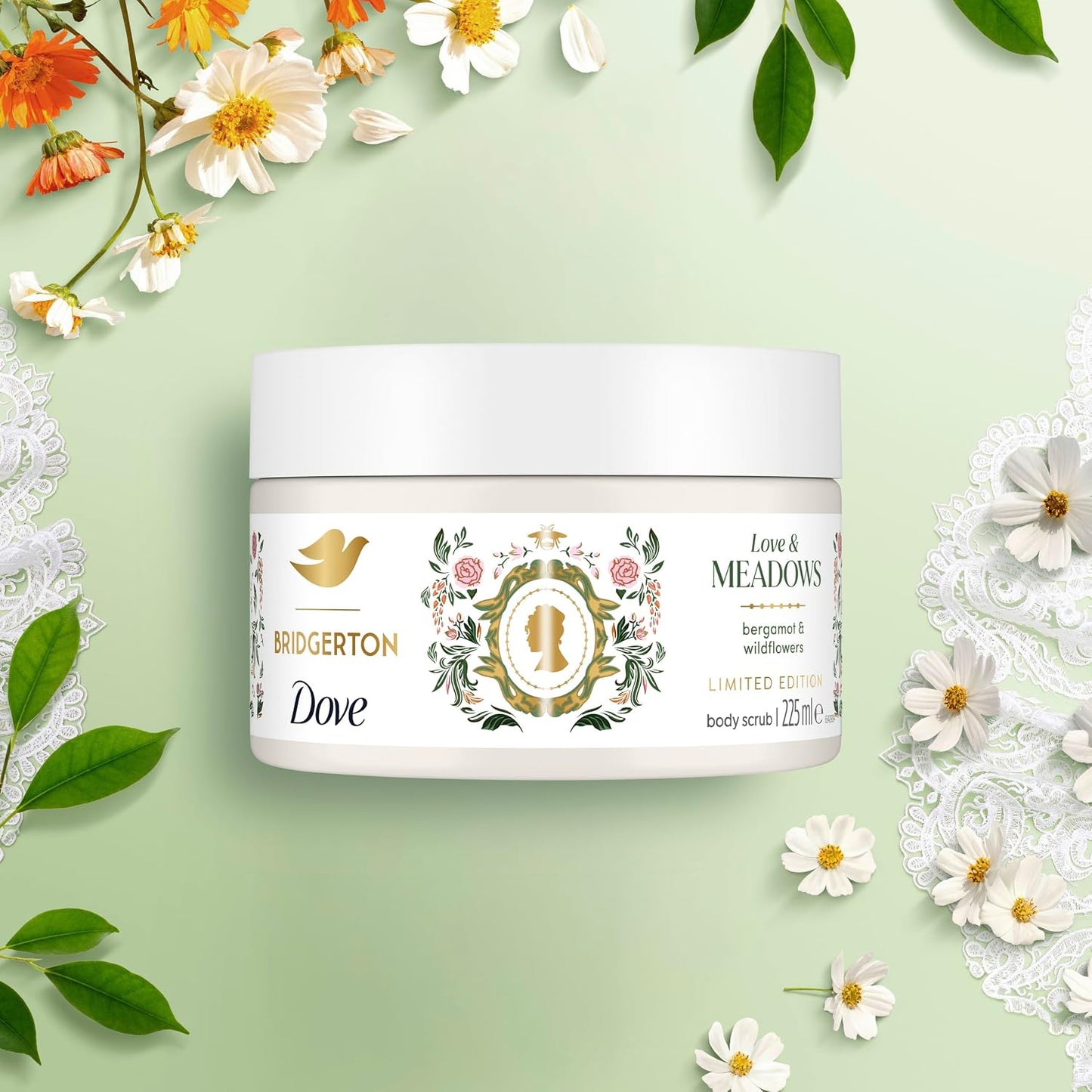 Dove Bridgerton Exfoliating Scrub Body Scrub Love &amp; Meadows 225 ml