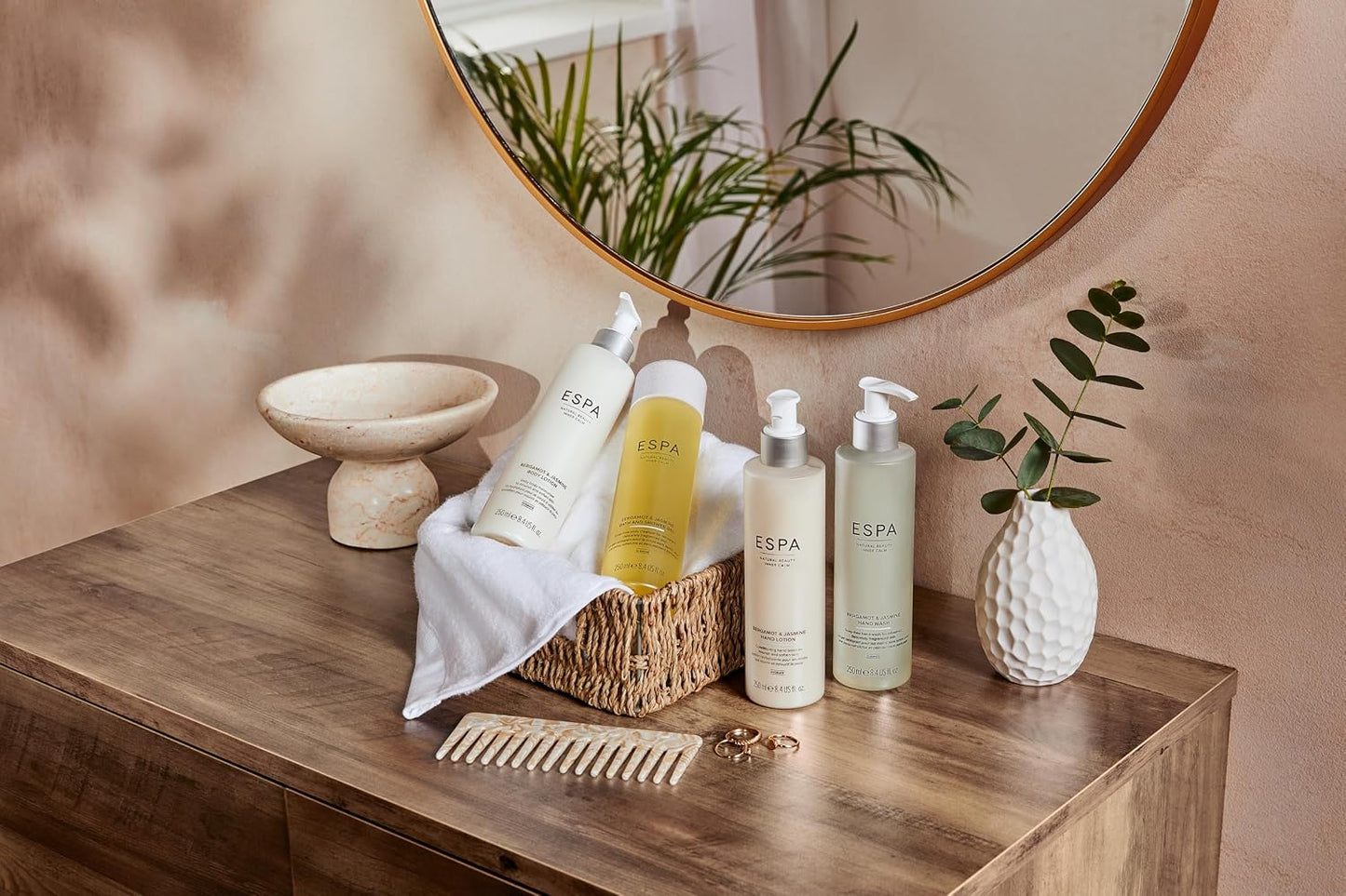 ESPA Bergamot and Jasmine Hand Wash 250ml | Pure Essentials Oils | Comforts and Cleanses Skin | Coconut &amp; Citrus | 100% Natural Fragrance | Suitable for Sensitive Skin
