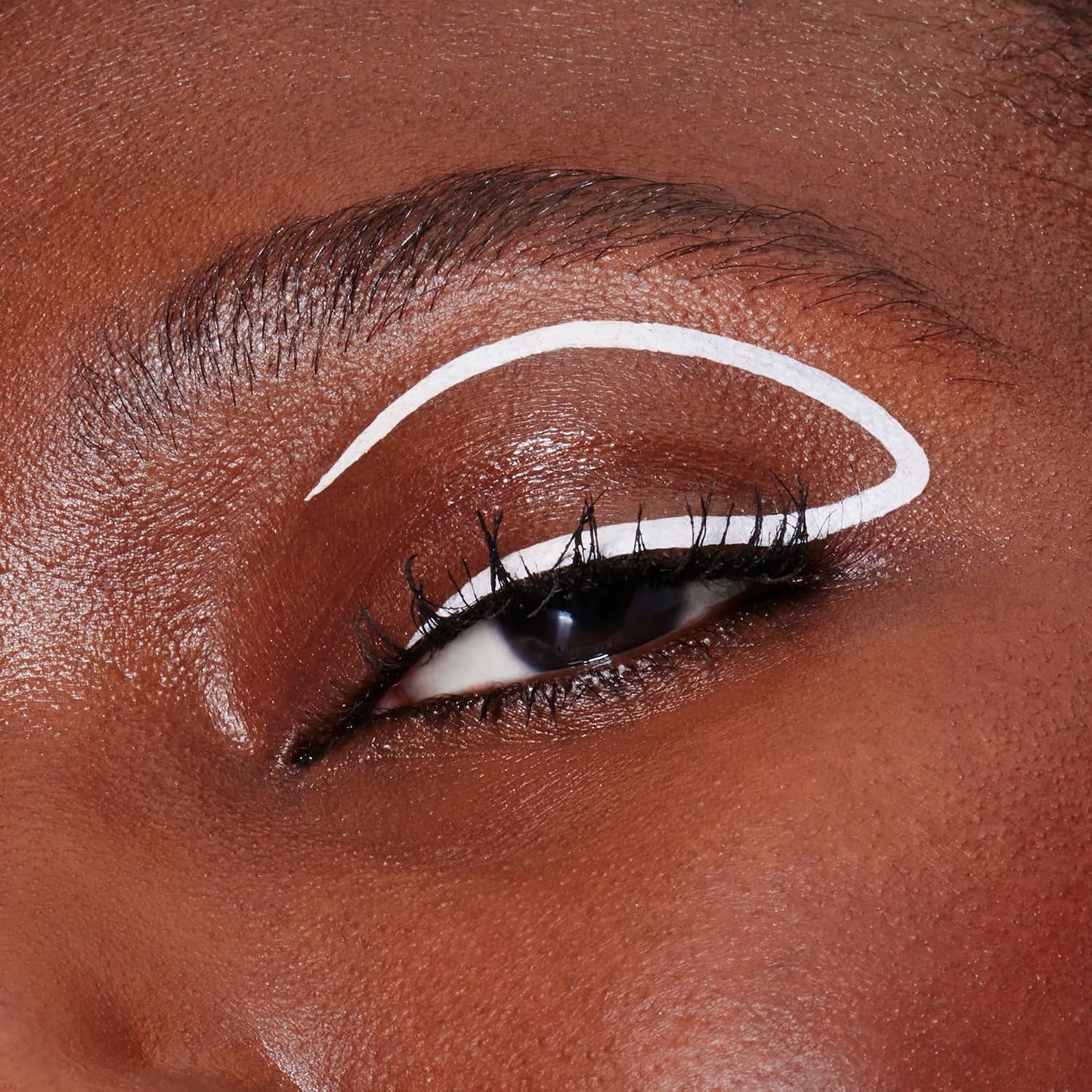 e.l.f. H2O Proof Inkwell Eyeliner Pen, High-Pigment, Waterproof Liquid Eyeliner, Delivers A Matte Finish, Vegan &amp; Cruelty-Free, White Out