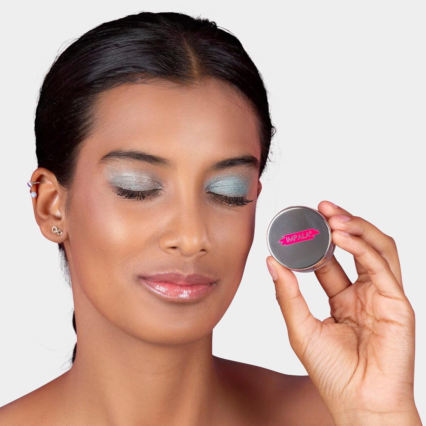 Impala - Long Lasting Eyeshadow Primer | Perfect Finish Eyeshadow Base| Smooth and Matte Texture for All Skin Types | 30 ml