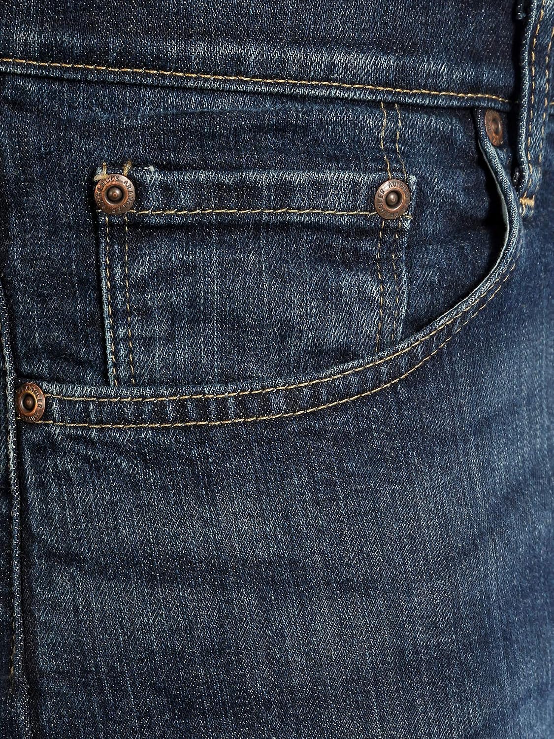 Wrangler Authentics Men’s Comfort Flex Waistband Jean Short – A Summer Staple