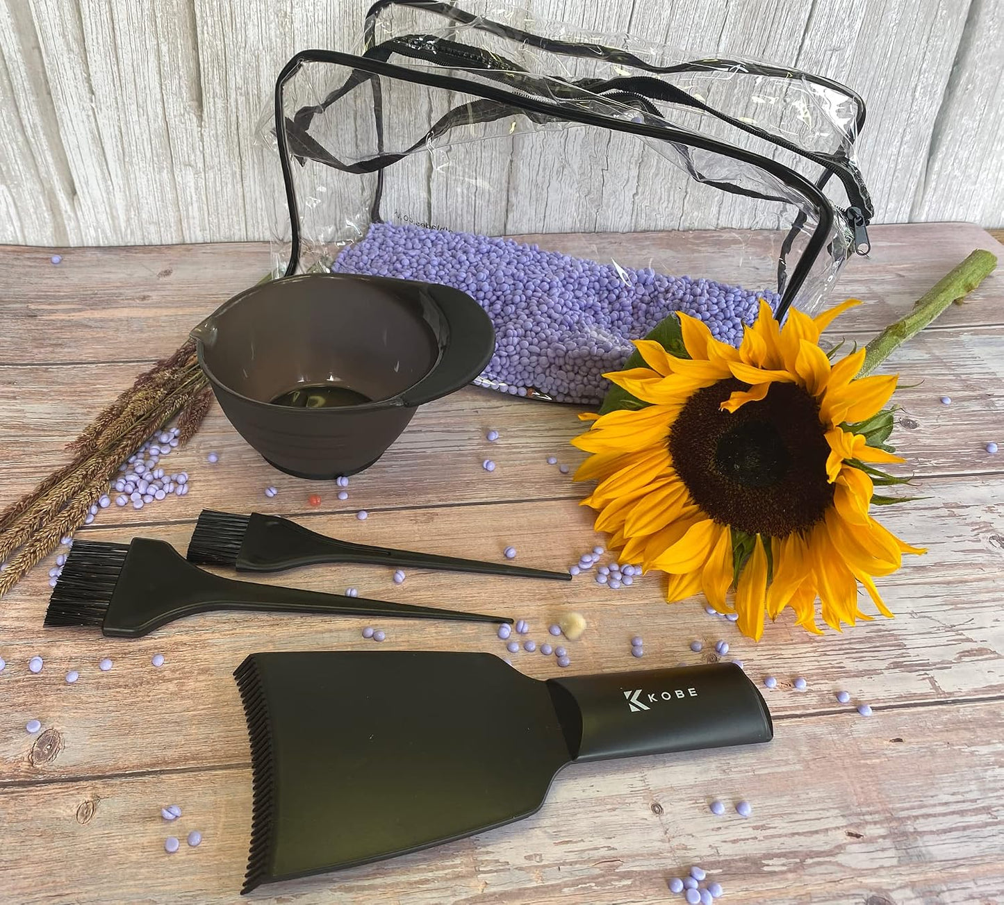 Professional Hairdresser's Black Mixing Set: Includes tint/dye Bowl, large and small dye brush, balayage board with teeth and a bag. Ideal hair dye and mixing home kit.