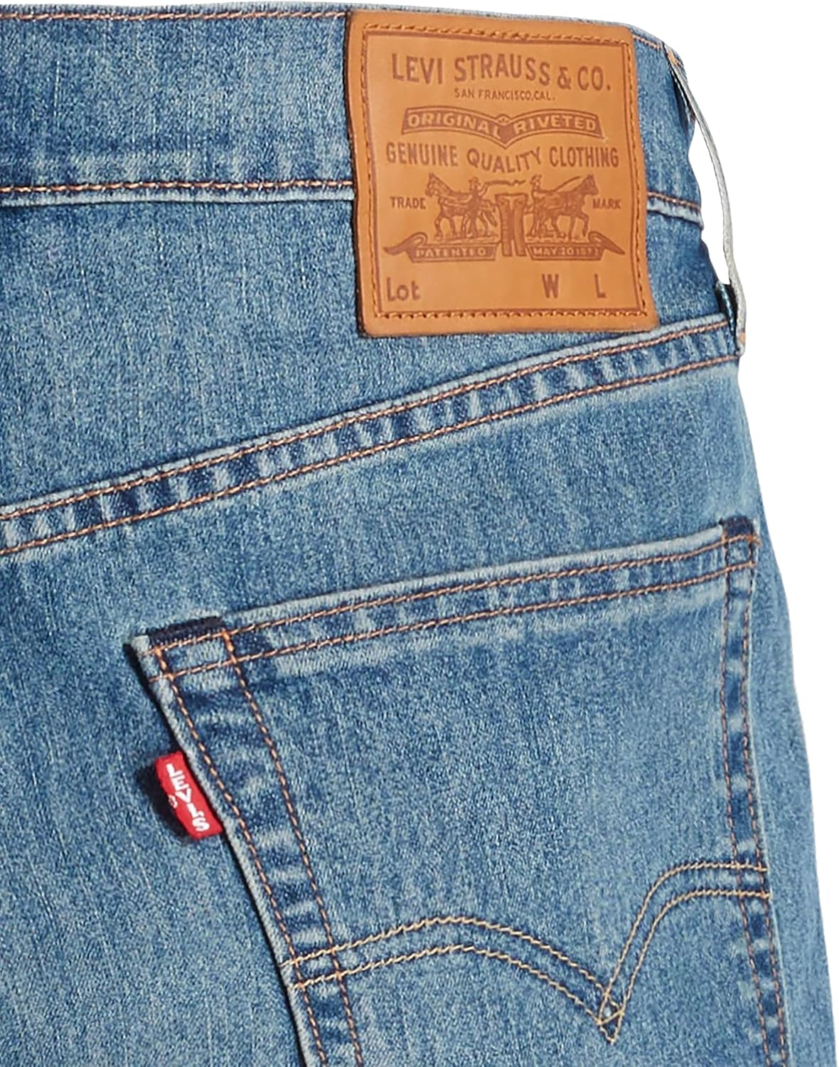 Levi’s 405 Standard Denim Shorts – simple enough to make them a go‑to