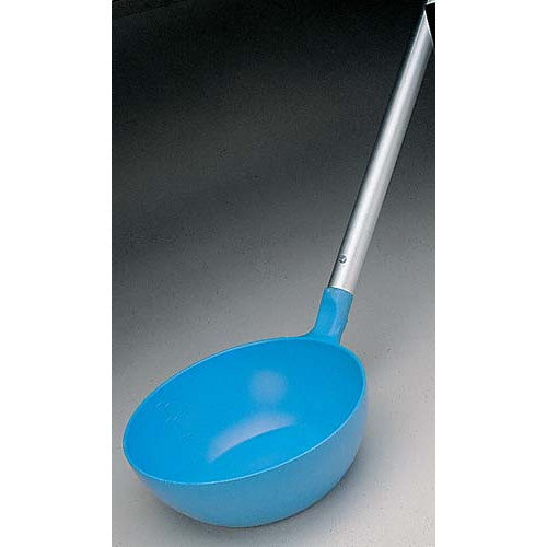 PLASTIC SCOOP - LONG HANDLE
